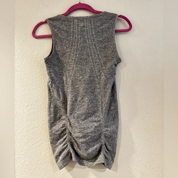 Athleta Seamless Tank size XS / Stretch Athletic Sleeveless Top XS/S - Picture 6 of 9